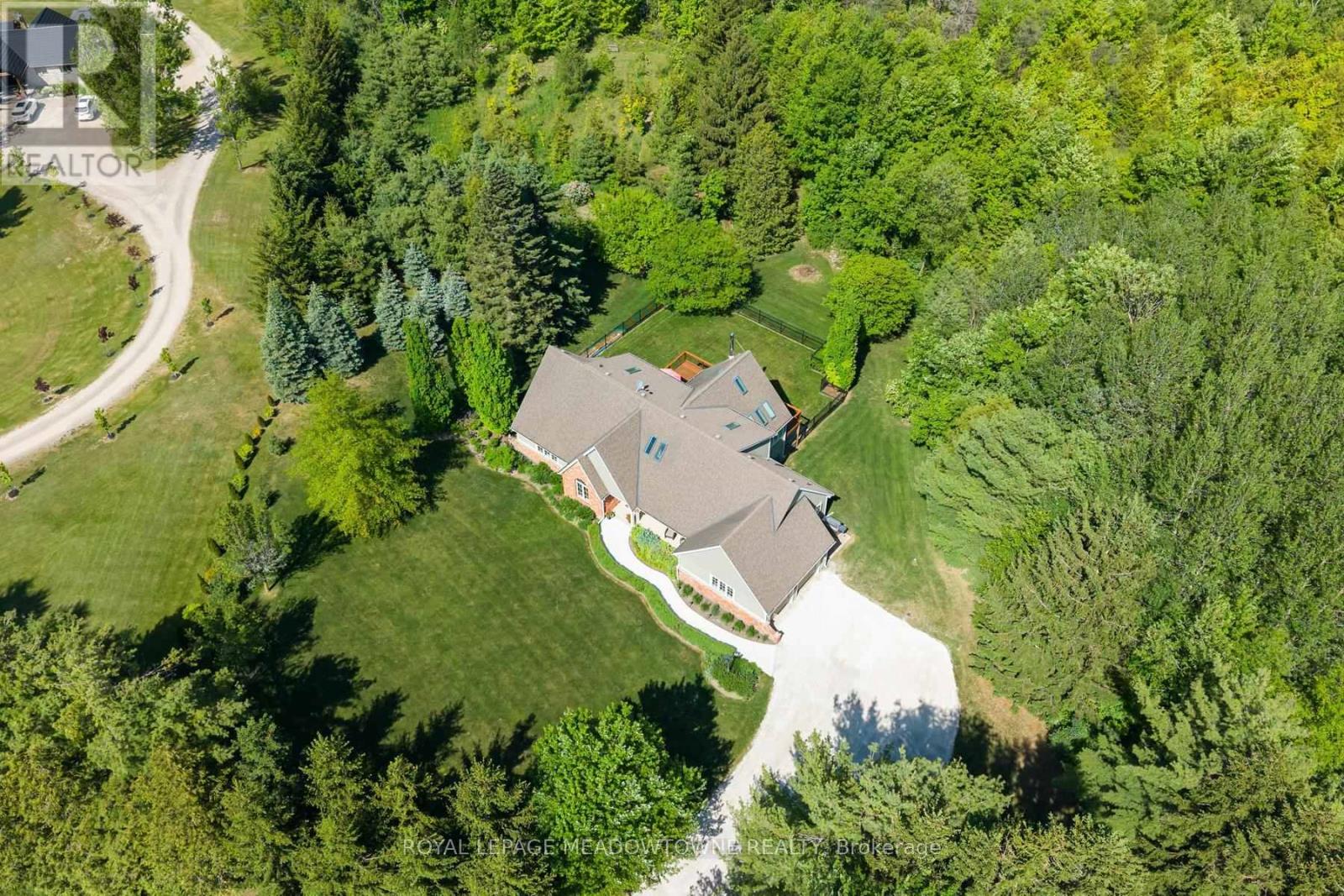 5263 Tenth Line, Erin, Ontario  N0B 1T0 - Photo 2 - X13754170