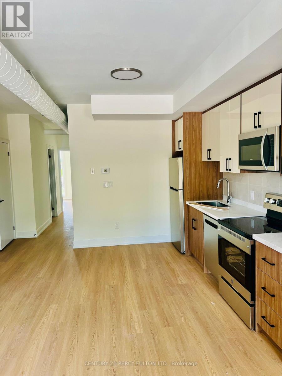 17 - 854 Doon Village Road W, Kitchener, Ontario  N2P 1A3 - Photo 2 - X13754212
