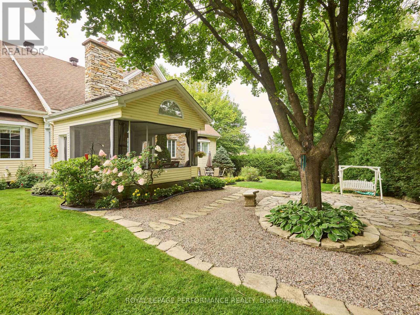 951 Golf Club Road, Hawkesbury, Ontario  K6A 2R2 - Photo 44 - X13576120
