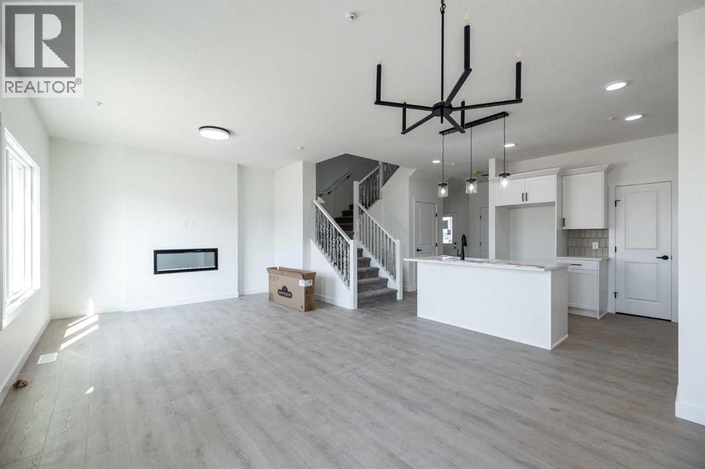 385 Sora Park SE, Calgary, Alberta  T3S 0L6 - Photo 9 - A2302959