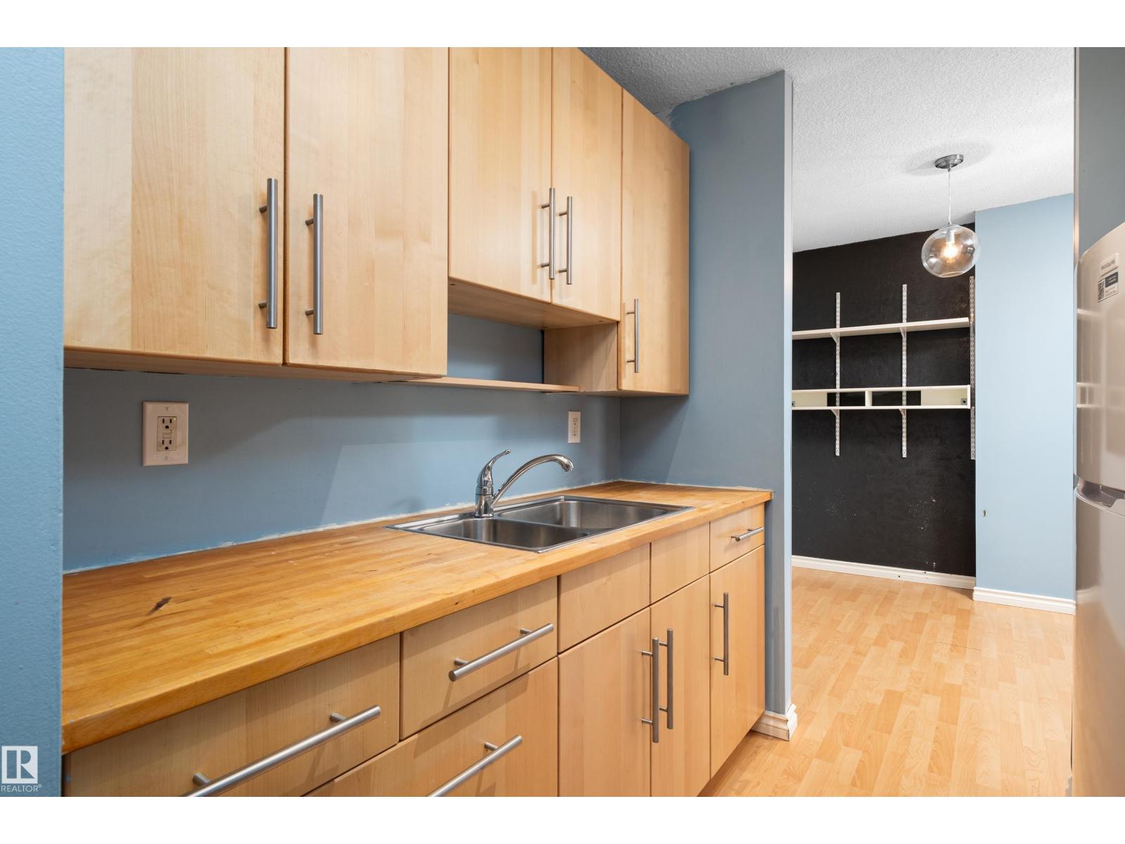 #611 13910 Stony Plain Rd NW, Edmonton, Alberta  T5N 3R2 - Photo 4 - E4507511