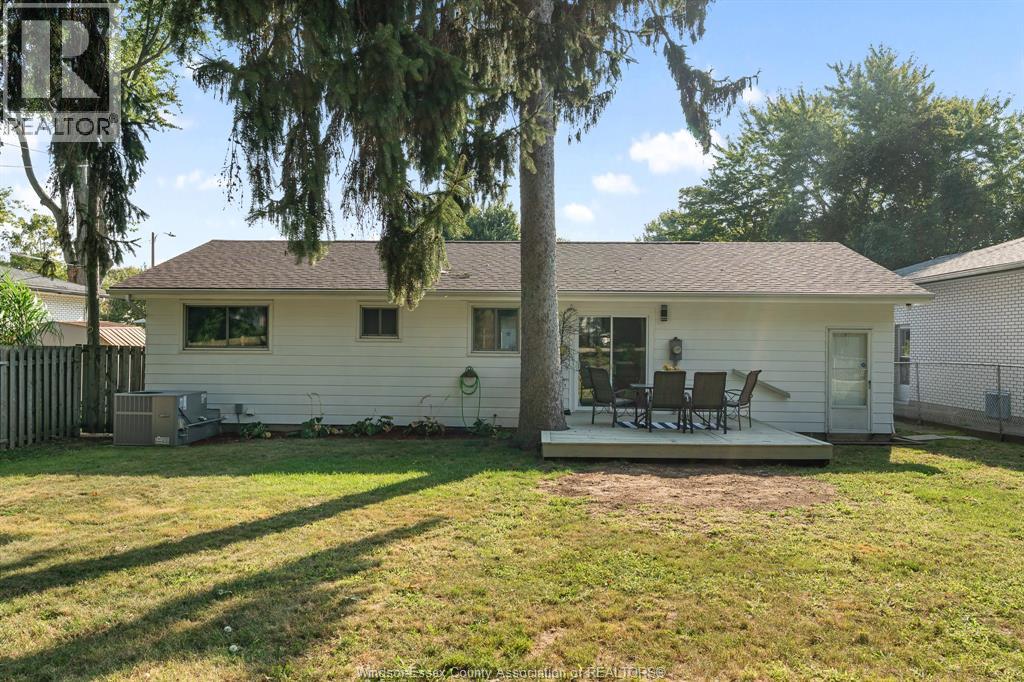 1 Longfield Lane, Leamington, Ontario  N8H 2R8 - Photo 21 - 26021816