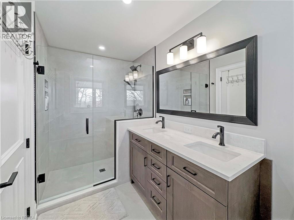 360 Robinson Road, Brantford, Ontario  N3T 5L7 - Photo 25 - 40823890
