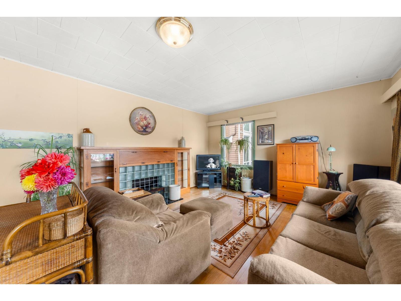 9841 121 Street, Surrey, British Columbia  V3V 4J9 - Photo 6 - R3161633