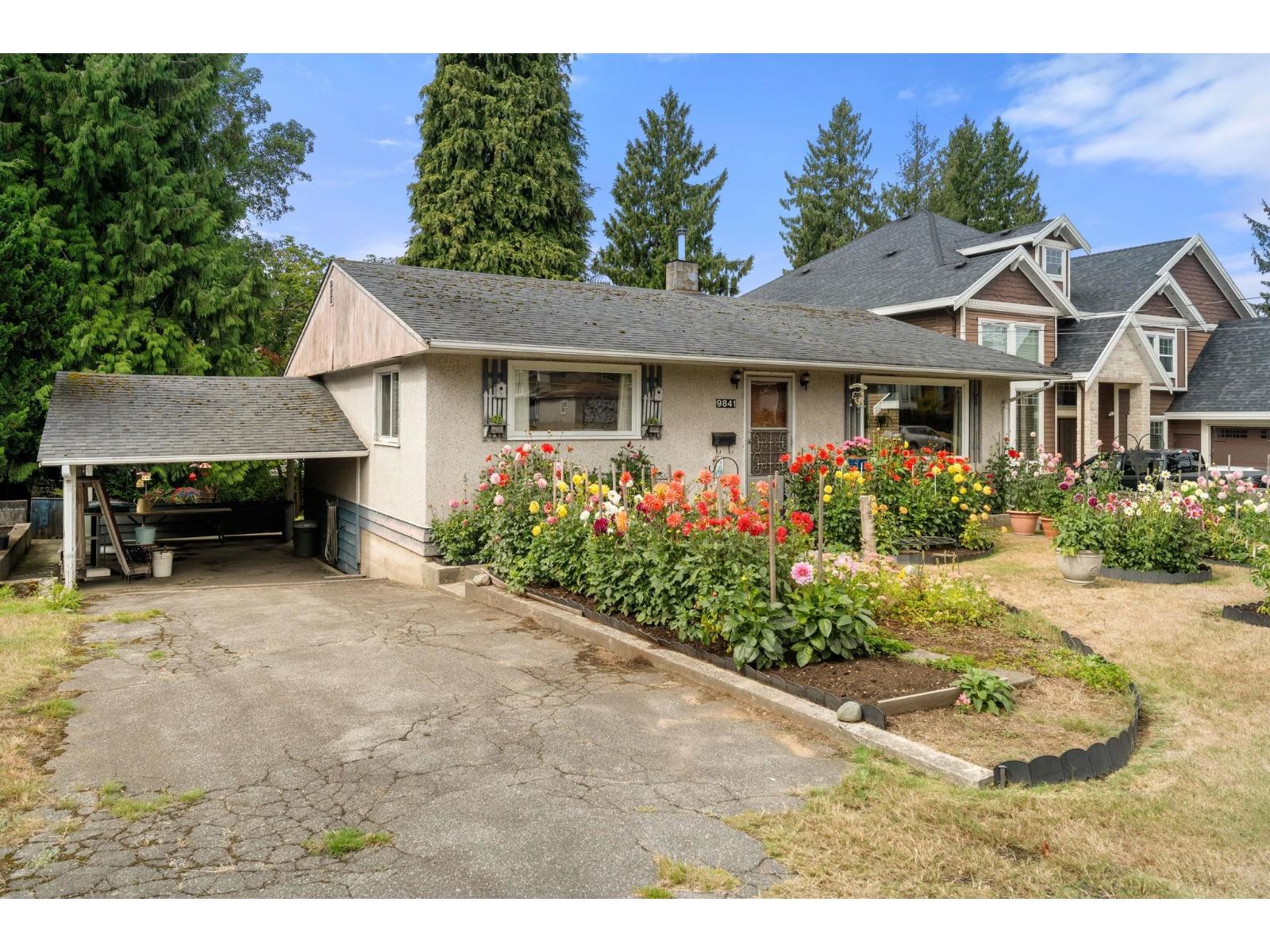9841 121 Street, Surrey, British Columbia  V3V 4J9 - Photo 2 - R3161633