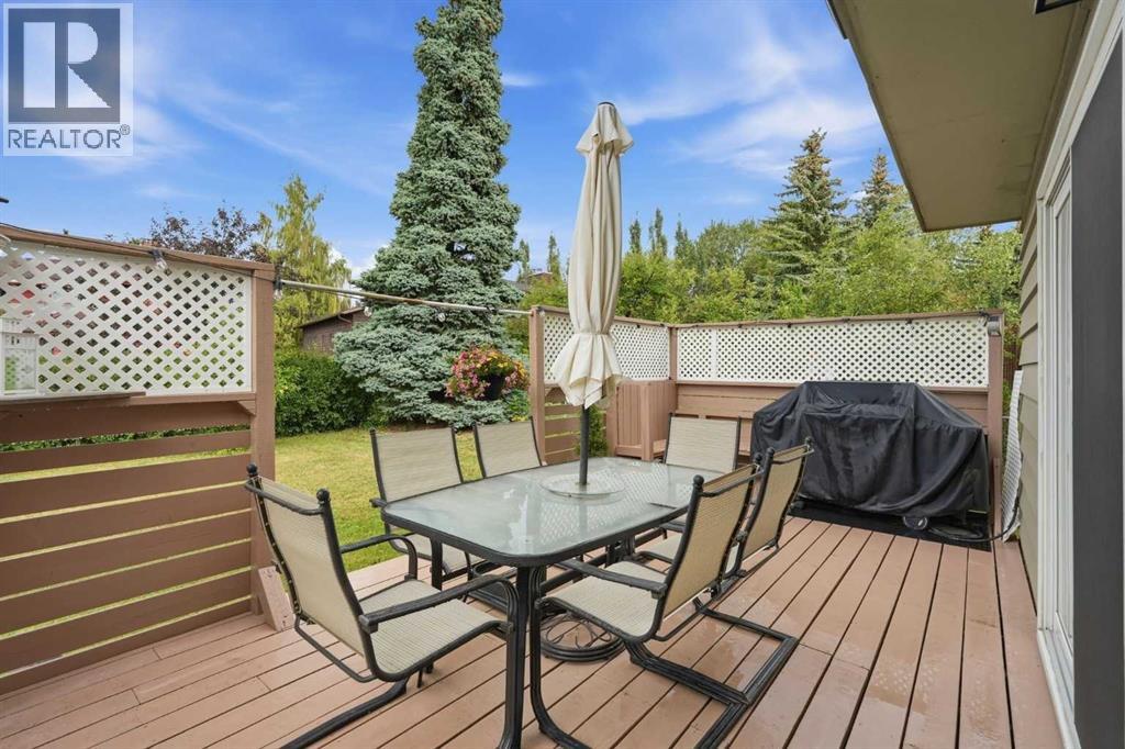 11 Edgemont Rise NW, Calgary, Alberta  T3A 2K9 - Photo 38 - A2343008