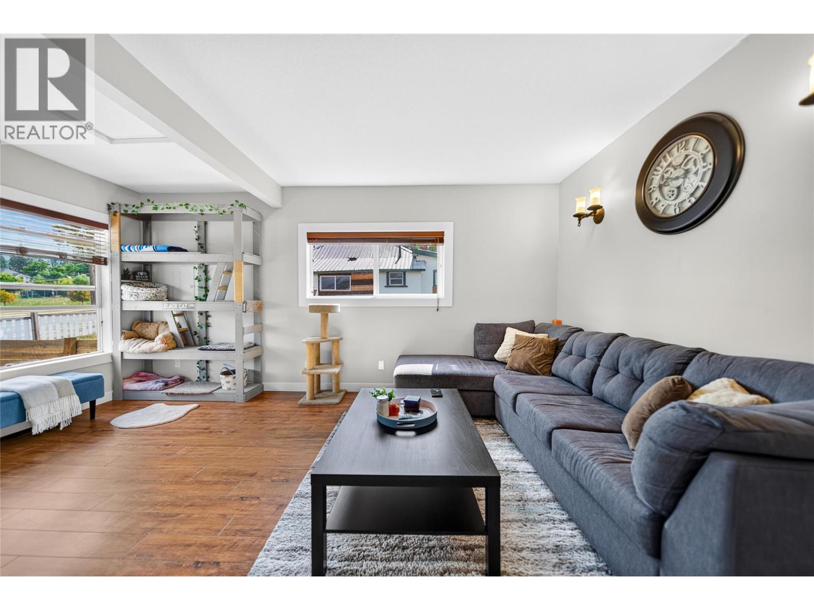 123 14th Avenue S, Cranbrook, British Columbia  V1C 2X1 - Photo 11 - 10399997