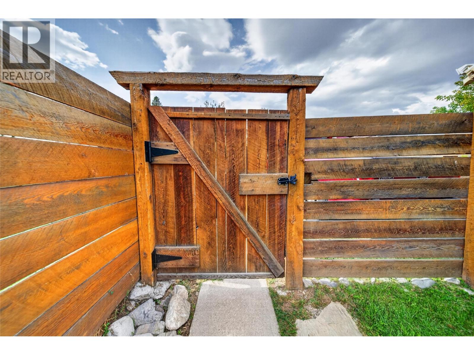 123 14th Avenue S, Cranbrook, British Columbia  V1C 2X1 - Photo 46 - 10399997