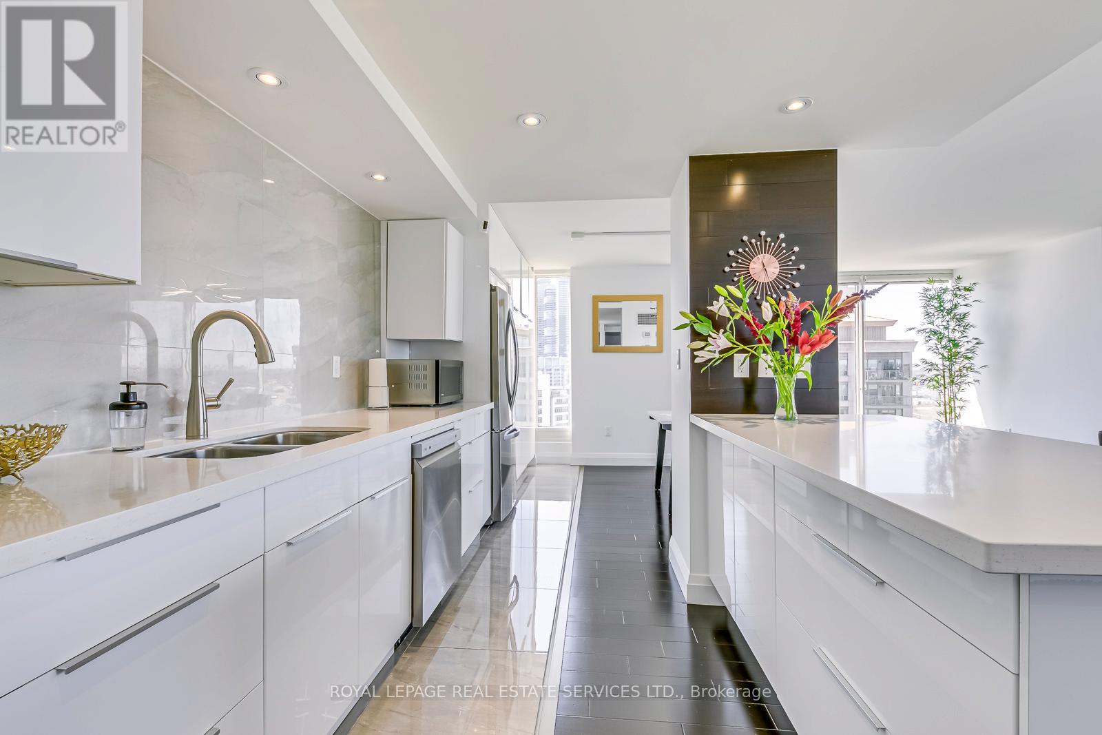 1607 - 2045 Lake Shore Boulevard W, Toronto, Ontario  M8V 2Z6 - Photo 10 - W13752568