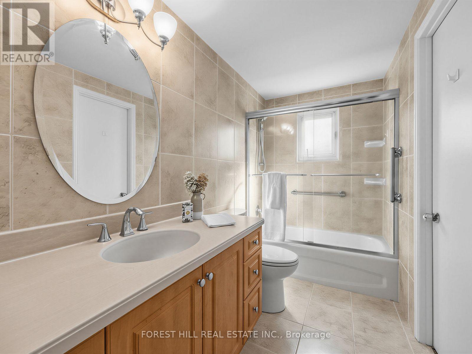 6 Elmvale Avenue, Brampton, Ontario  L6Z 1A5 - Photo 26 - W13753434