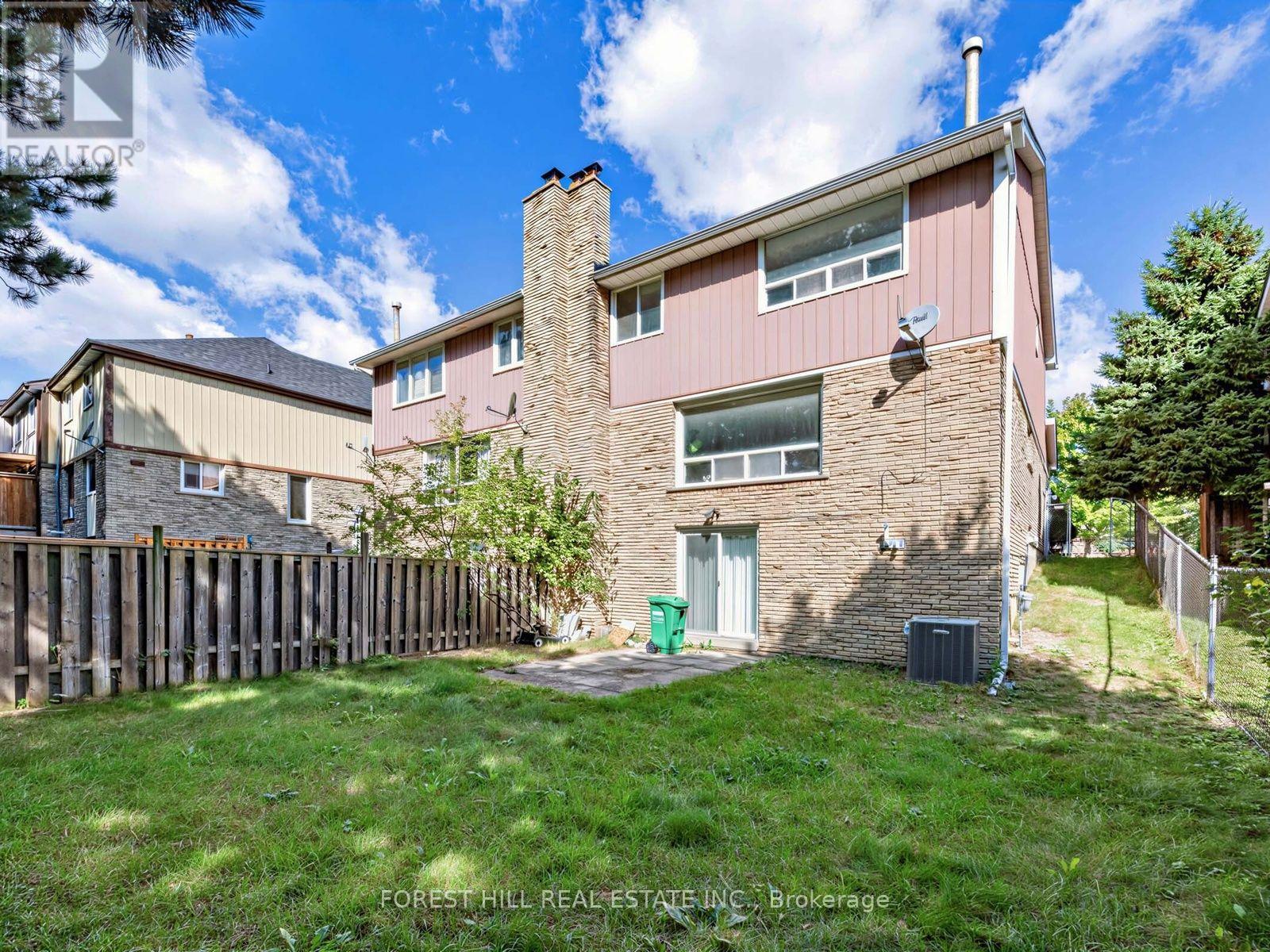 6 Elmvale Avenue, Brampton, Ontario  L6Z 1A5 - Photo 30 - W13753434