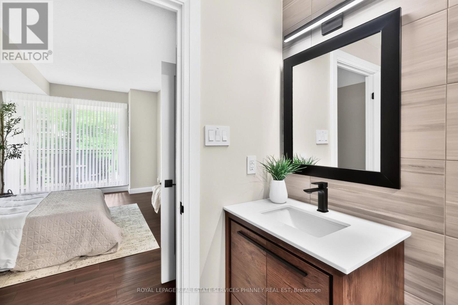 407 - 2511 Lakeshore Road W, Oakville, Ontario  L6L 6L9 - Photo 19 - W13577964