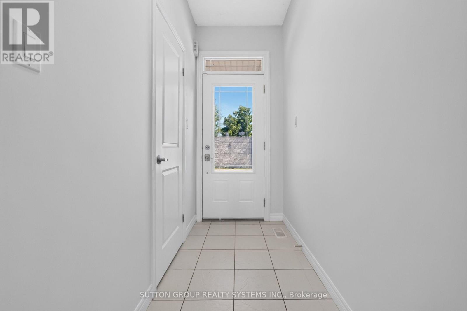54 - 380 Lake Street, Grimsby, Ontario  L3M 0E8 - Photo 10 - X13750570