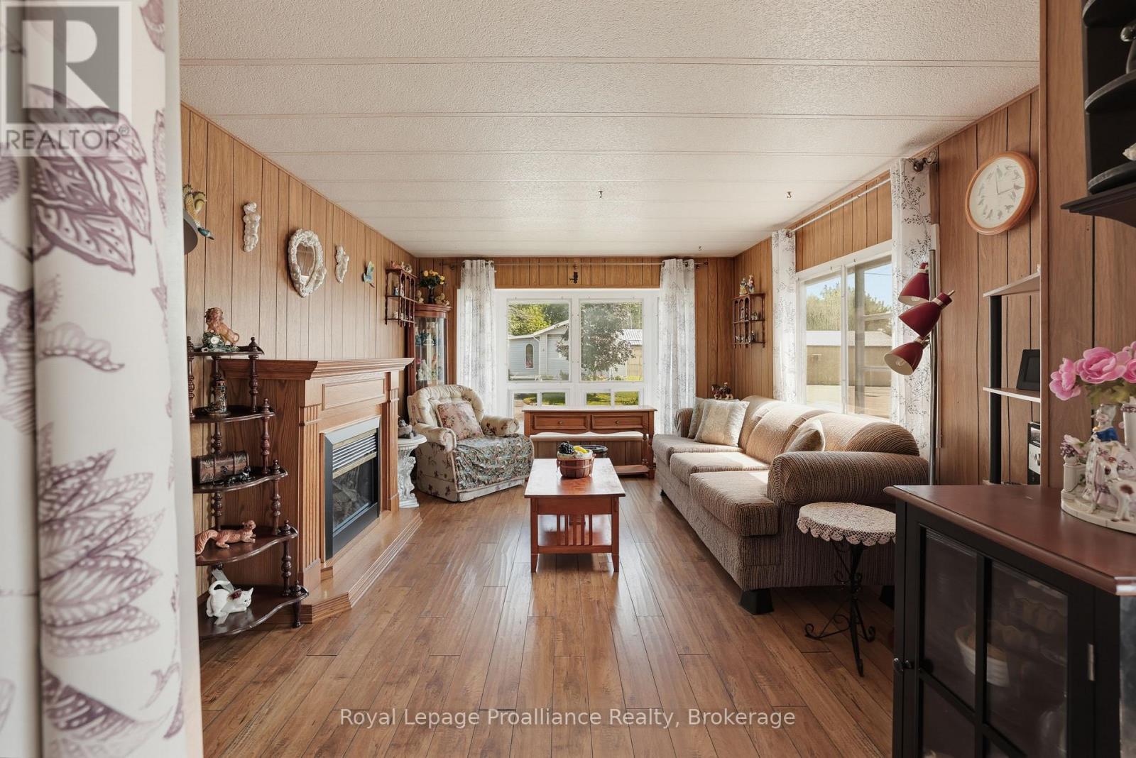 5 Kenneth Boulevard, Quinte West, Ontario  K8N 4Z3 - Photo 8 - X13754508