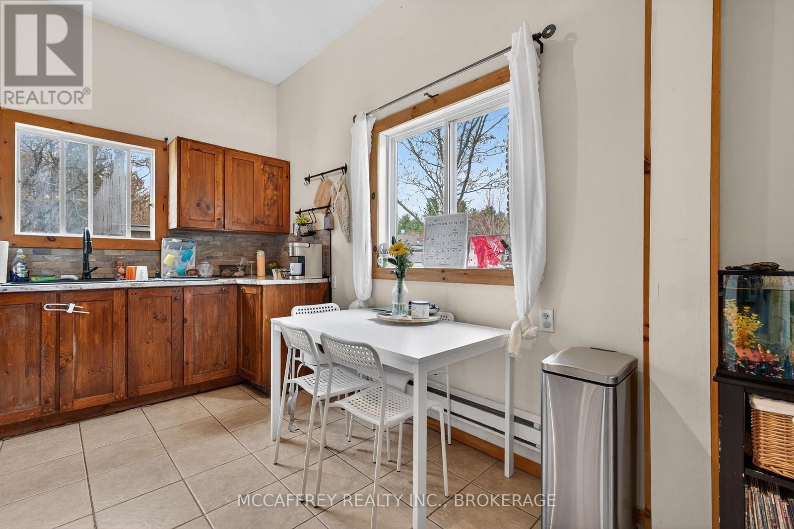 14 Glastonbury Road, Addington Highlands, Ontario  K0H 2G0 - Photo 9 - X13754378
