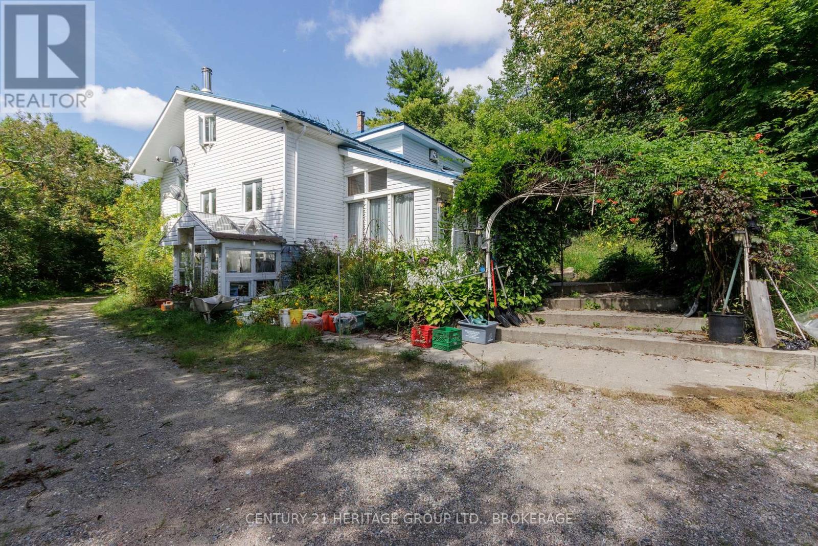1153 Harold Burke Road, Frontenac, Ontario  K0H 2E0 - Photo 2 - X13754384