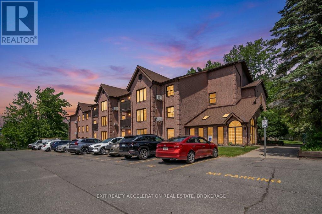 103 - 11 Centre Street S, Greater Napanee, Ontario  K7R 3X3 - Photo 1 - X13754500