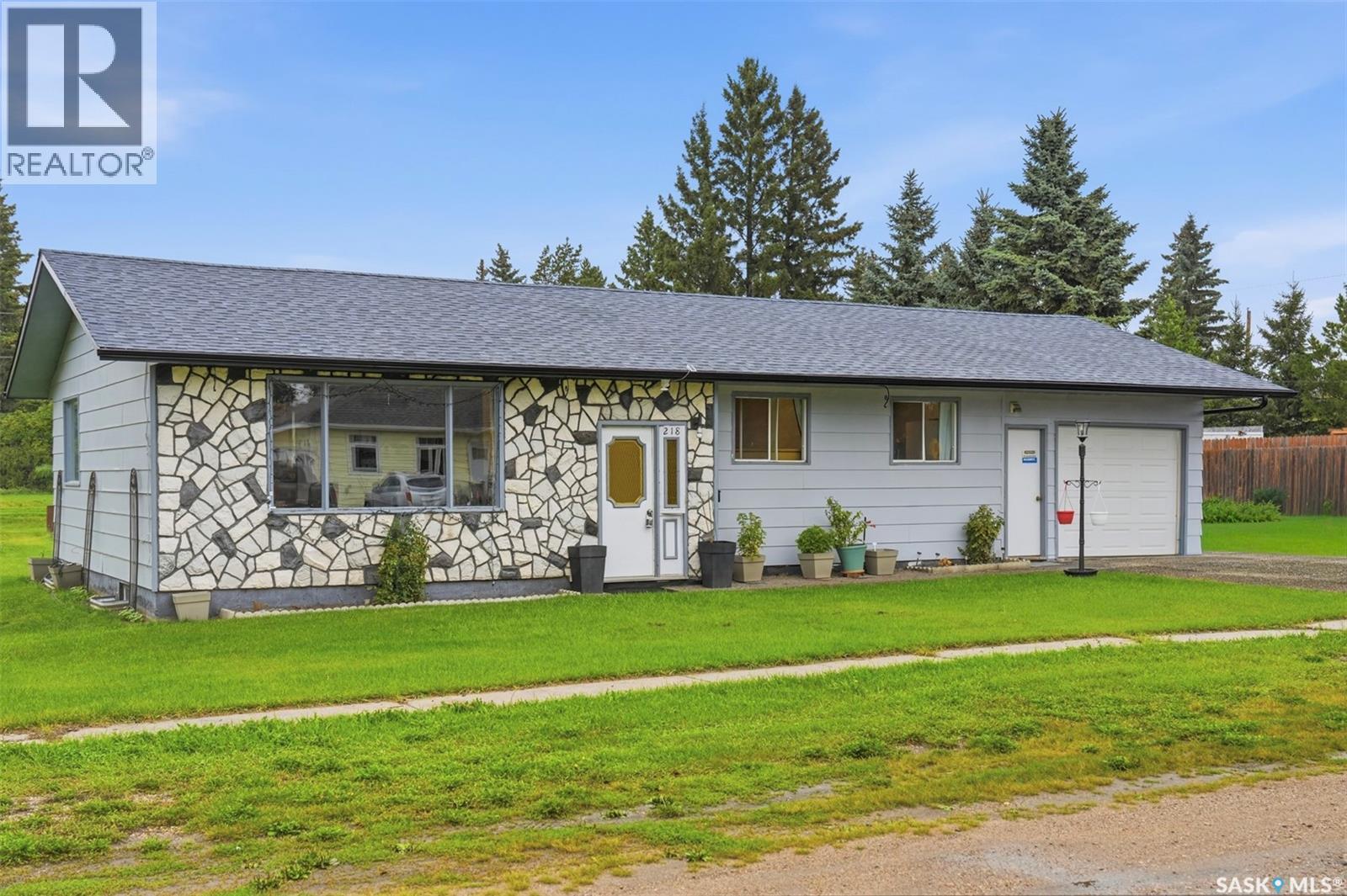 218 Princess Avenue W, Hafford, Saskatchewan  S0J 1A0 - Photo 2 - SK047778