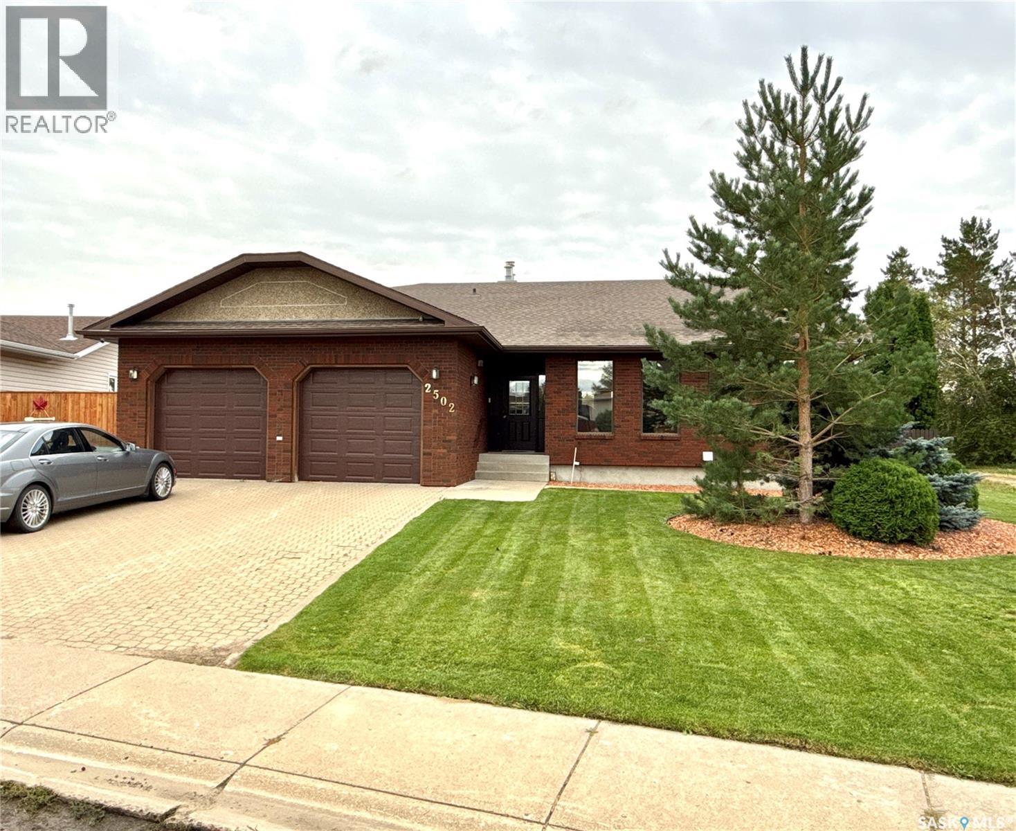 2502 Blue Jay CRESCENT, north battleford, Saskatchewan