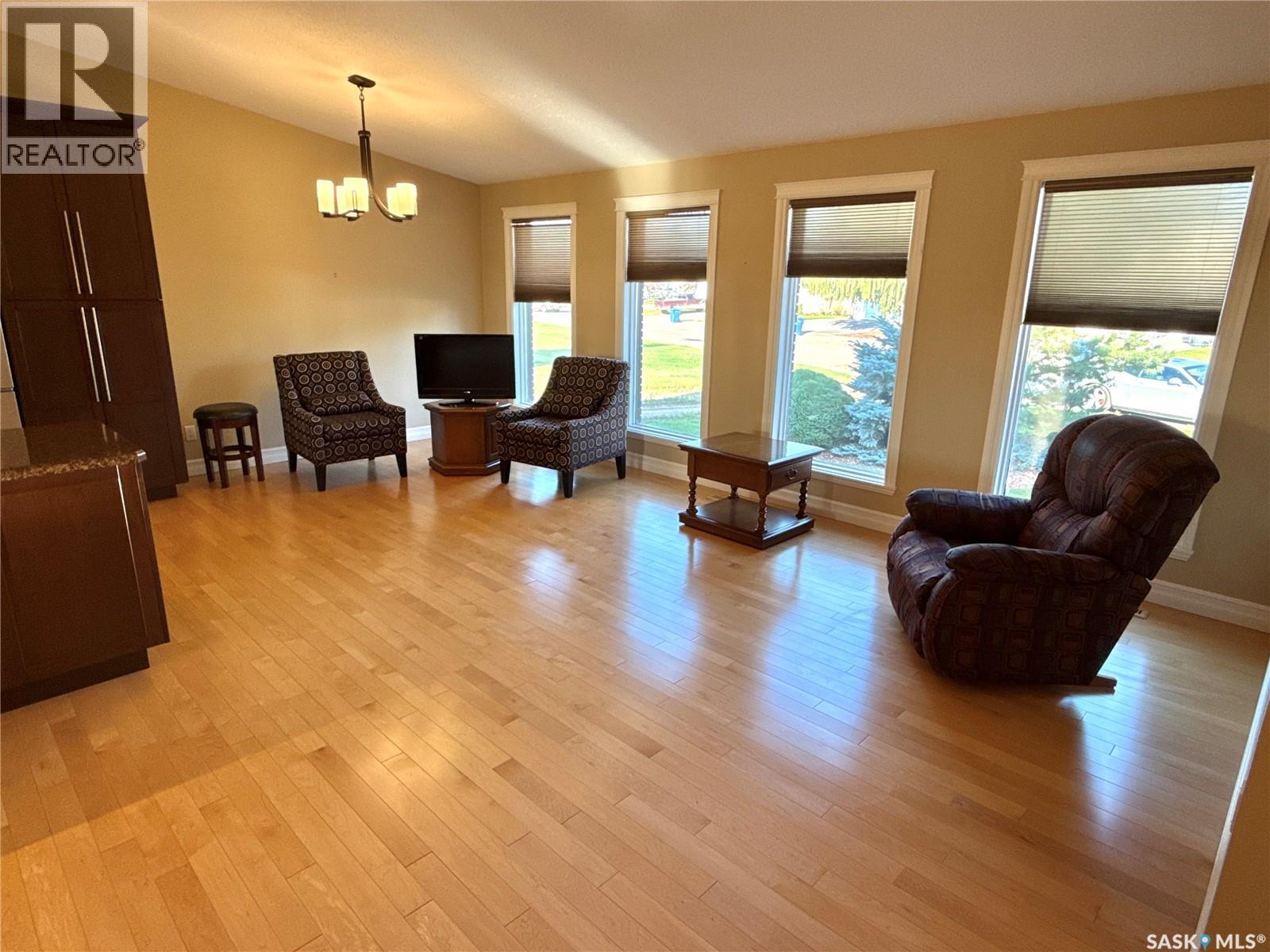 2502 Blue Jay Crescent, North Battleford, Saskatchewan  S9A 3Z3 - Photo 14 - SK047731