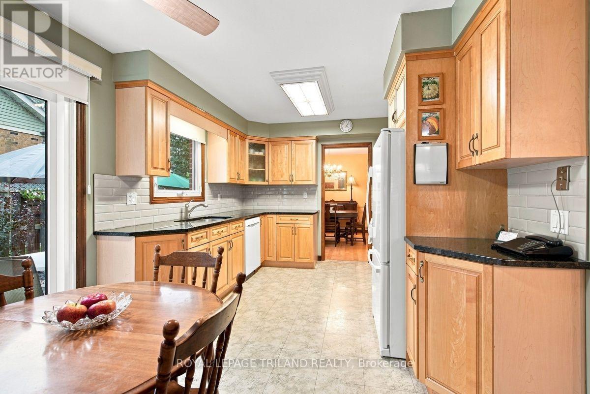 7 Glenview Crescent, London North, Ontario  N5X 2P8 - Photo 13 - X13754480