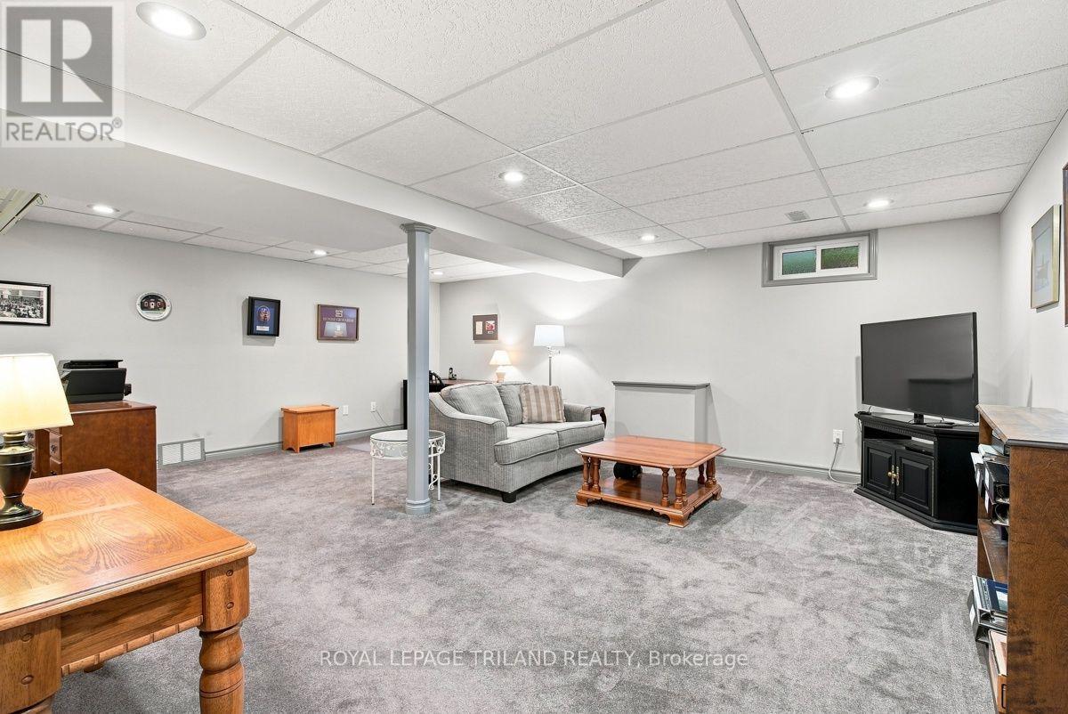 7 Glenview Crescent, London North, Ontario  N5X 2P8 - Photo 28 - X13754480
