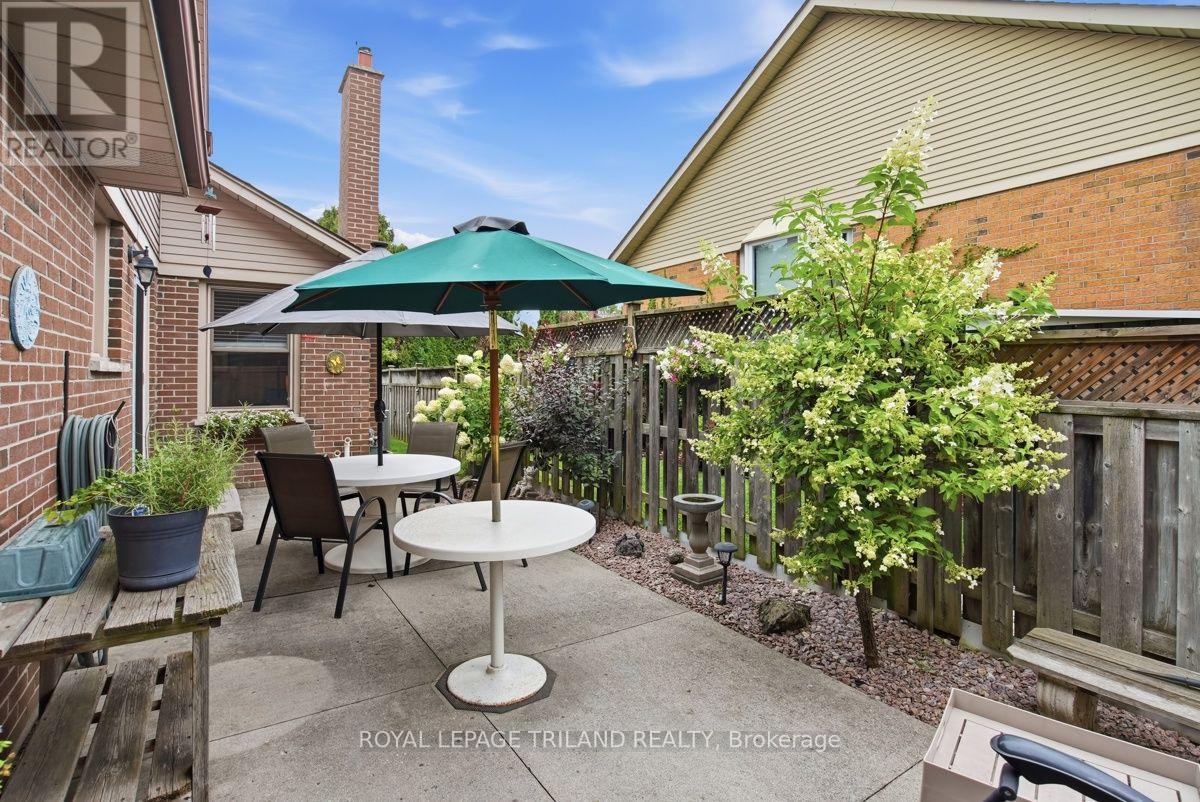 7 Glenview Crescent, London North, Ontario  N5X 2P8 - Photo 36 - X13754480