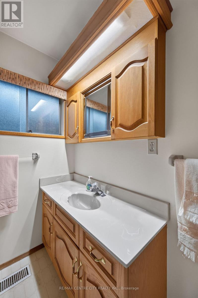 208 Niagara Street, London East, Ontario  N5W 1R6 - Photo 19 - X13754542