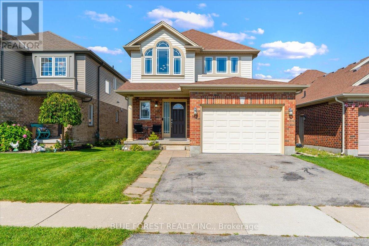 3317 Emily Carr Lane, London South, Ontario  N6L 0B3 - Photo 1 - X13754552
