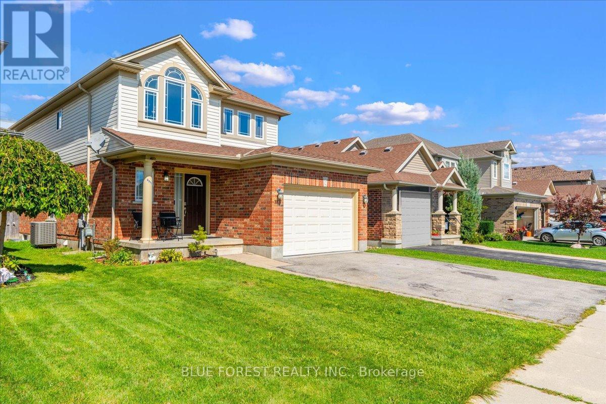 3317 Emily Carr Lane, London South, Ontario  N6L 0B3 - Photo 2 - X13754552