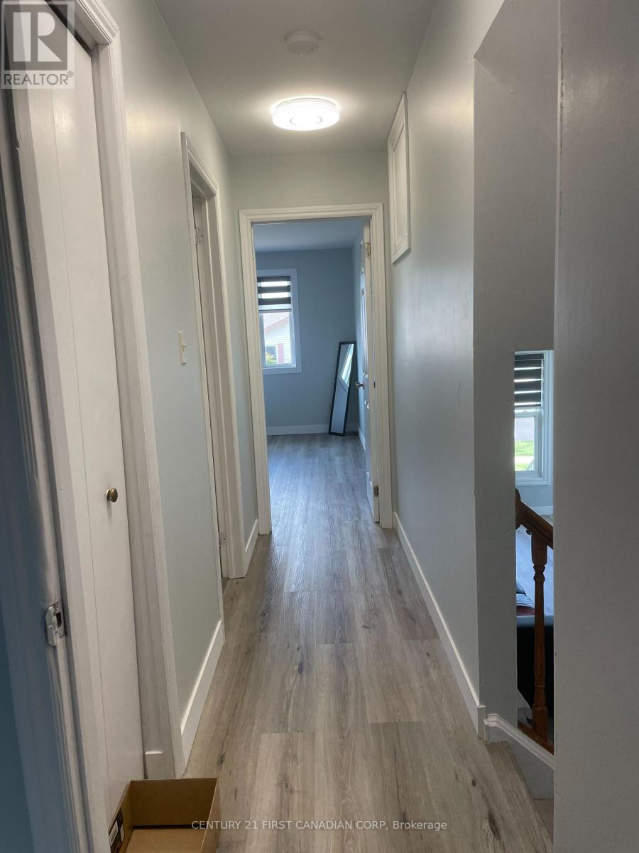 1044 Cree Avenue, Woodstock, Ontario  N4T 1A2 - Photo 10 - X13754554