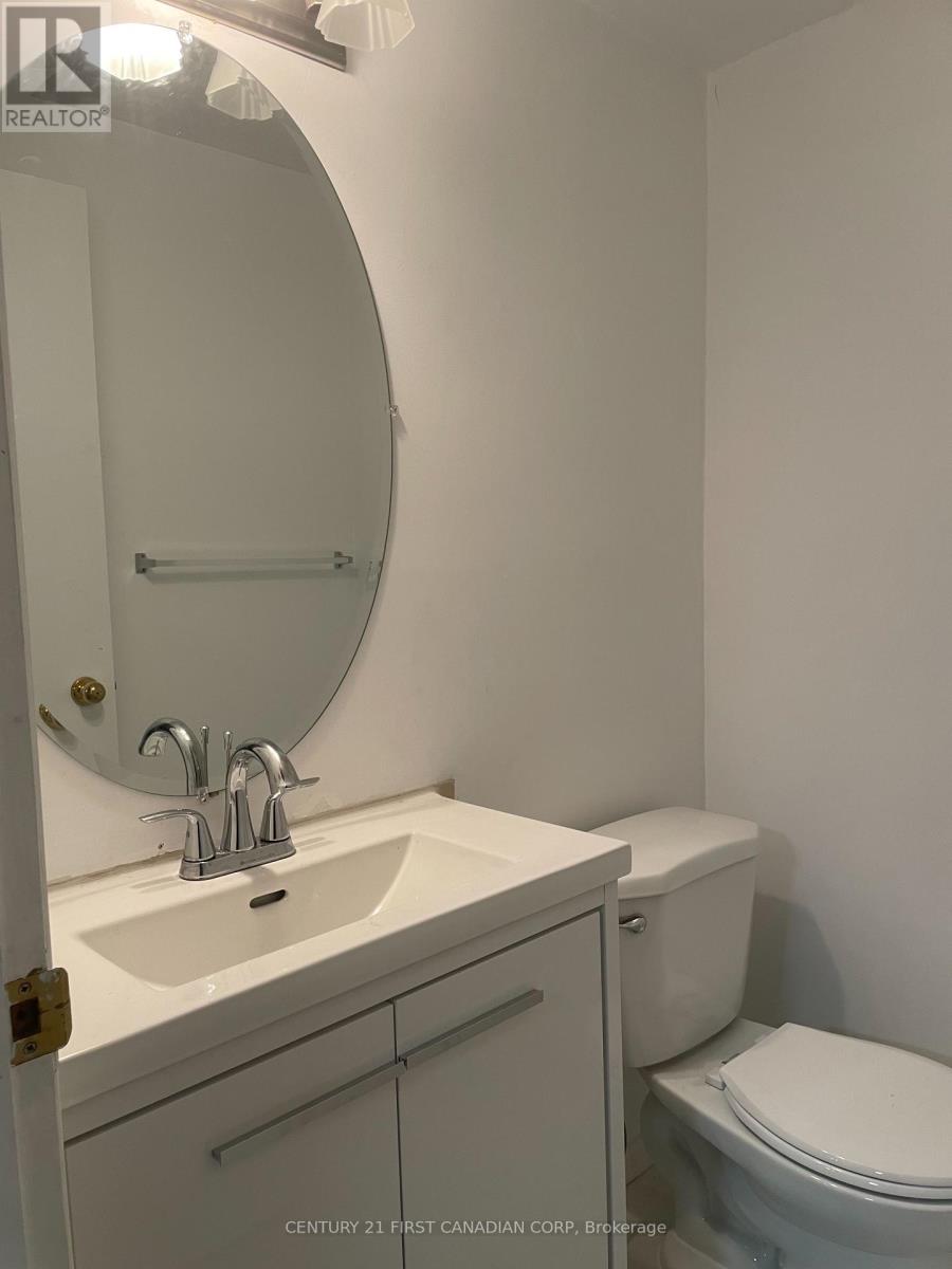 1044 Cree Avenue, Woodstock, Ontario  N4T 1A2 - Photo 13 - X13754554