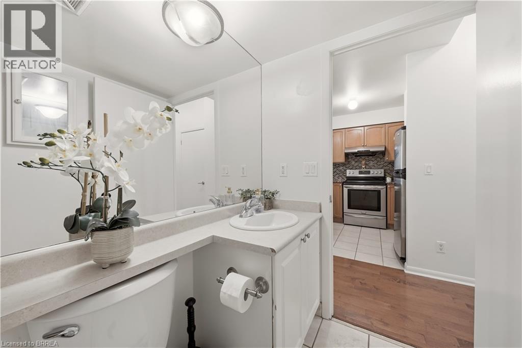 231 Fort York Boulevard Unit# 2502, Toronto, Ontario  M5V 1B2 - Photo 16 - 40856401