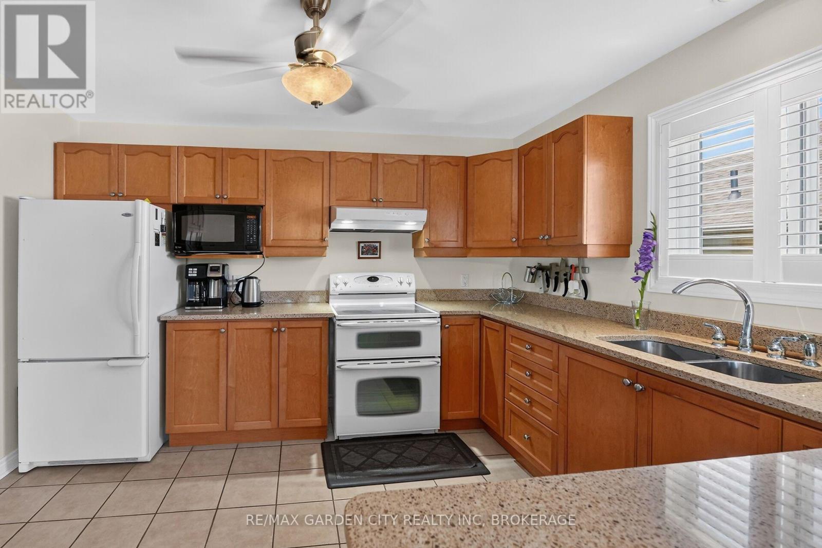 4039 Barry Drive, Lincoln, Ontario  L0R 1B7 - Photo 12 - X13754366