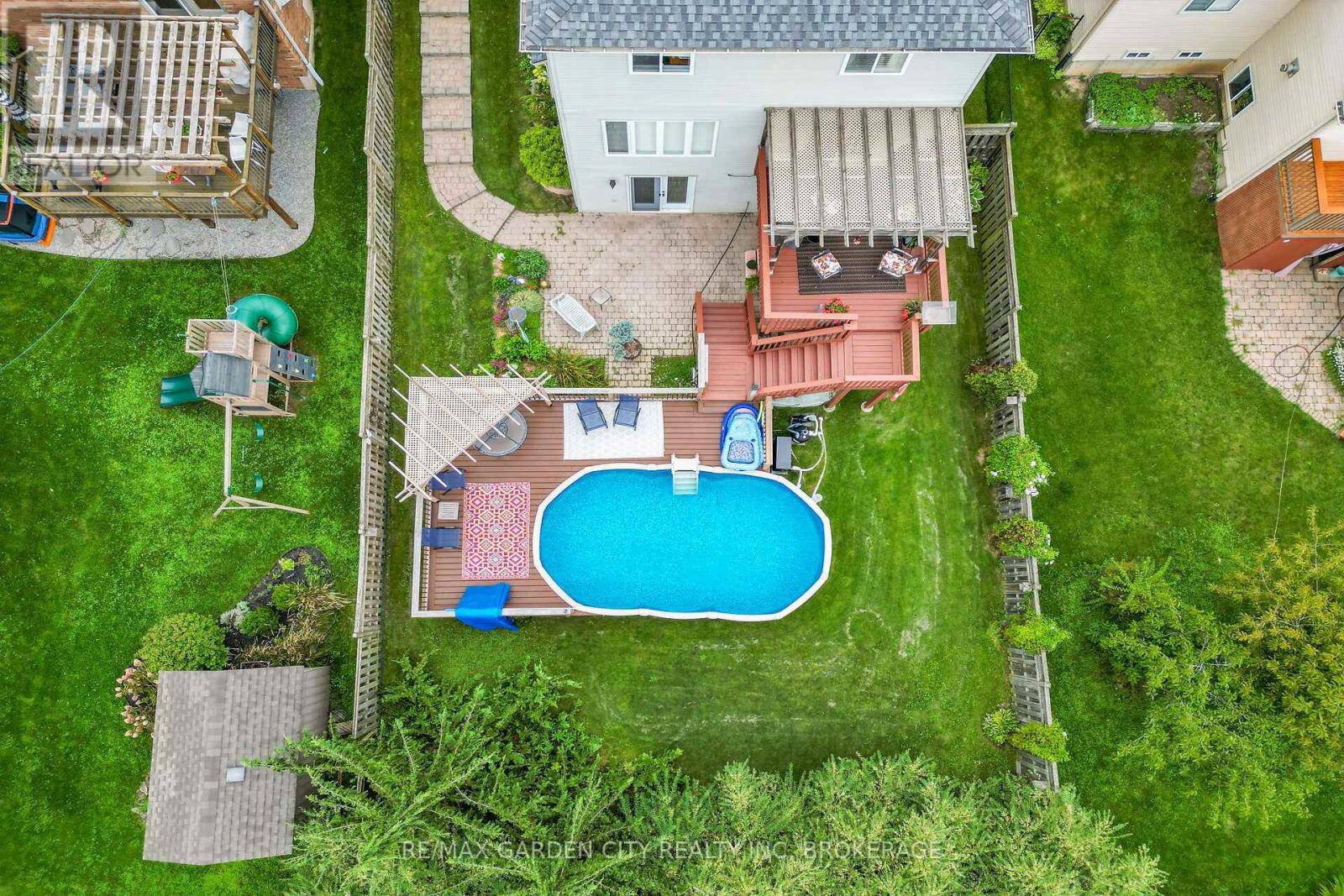 4039 Barry Drive, Lincoln, Ontario  L0R 1B7 - Photo 3 - X13754366