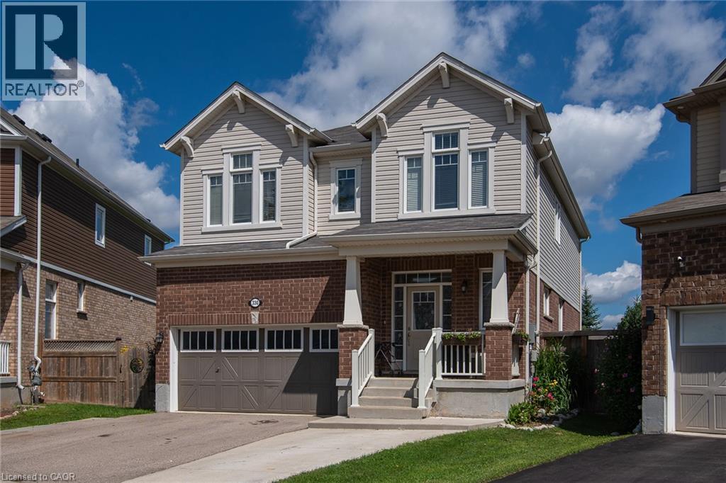 330 GROVEHILL Crescent, Kitchener, Ontario