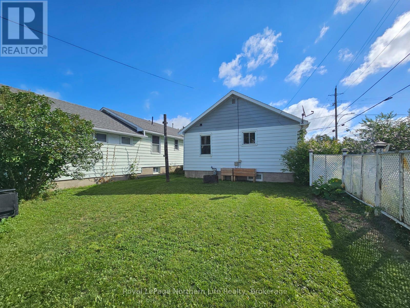 184 May Street, Temiskaming Shores, Ontario  P0J 1P0 - Photo 3 - T13754476