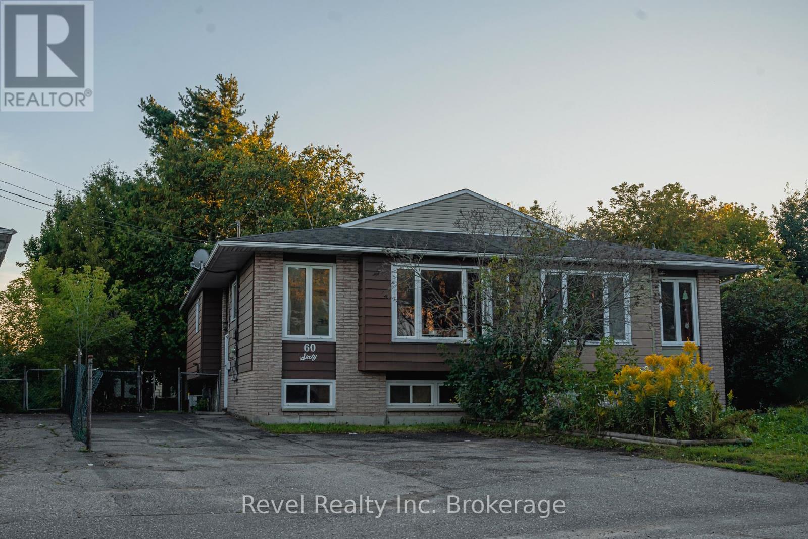 60 Sherryl Crescent, North Bay, Ontario  P1B 8R9 - Photo 2 - X13754482