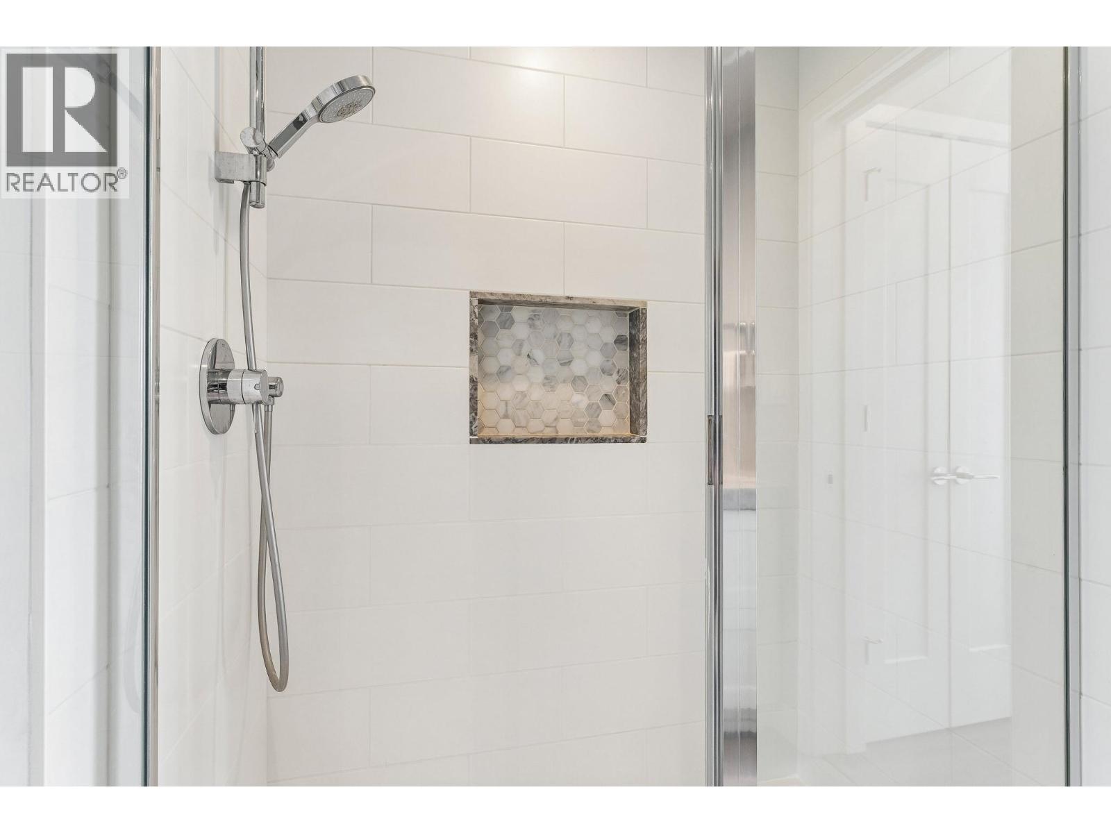 2107 520 Como Lake Avenue, Coquitlam, British Columbia  V3J 0E8 - Photo 17 - R3162102