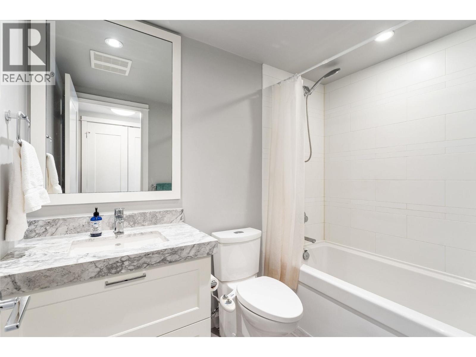 2107 520 Como Lake Avenue, Coquitlam, British Columbia  V3J 0E8 - Photo 20 - R3162102