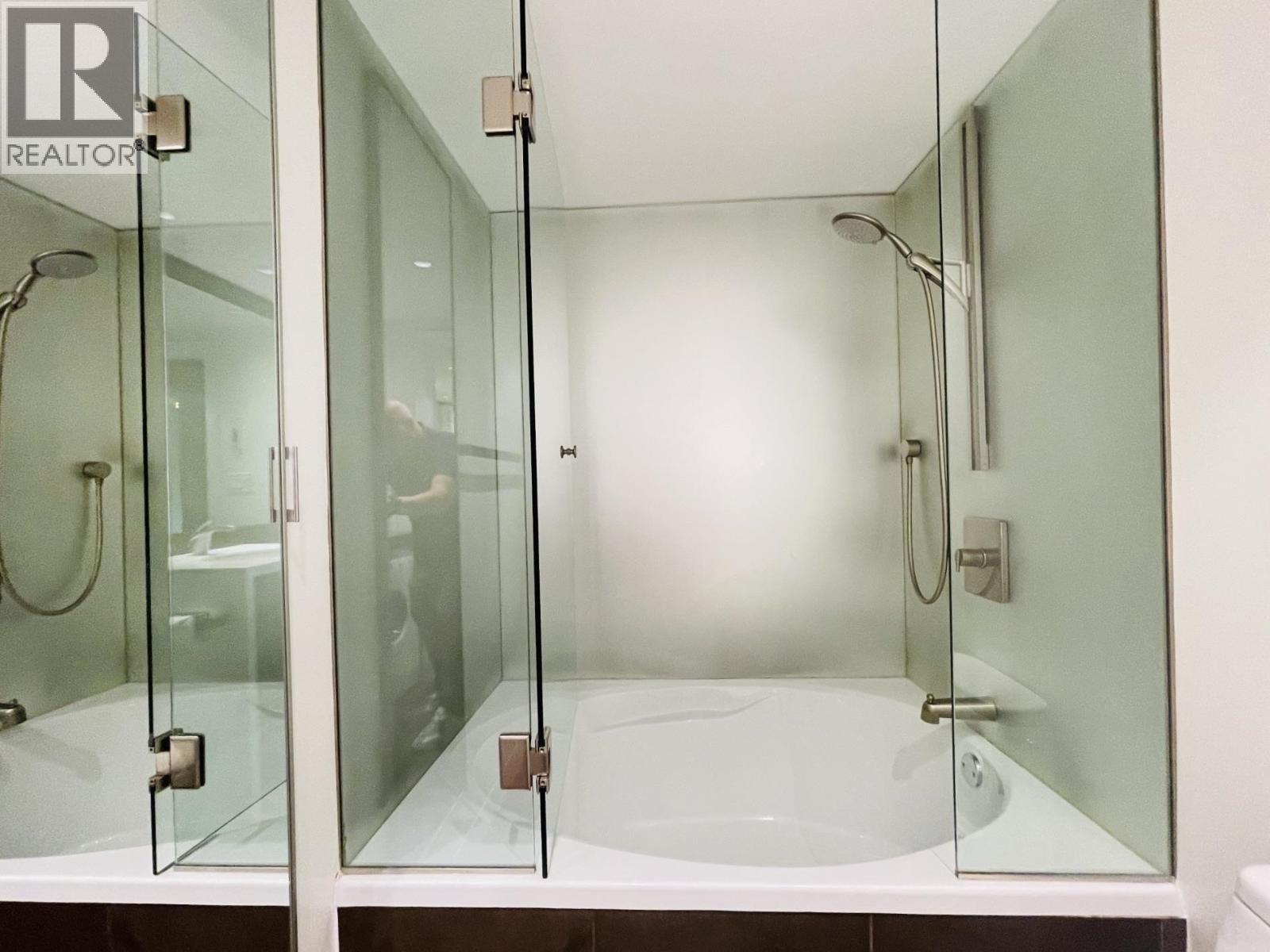 404 1405 W 15th Avenue, Vancouver, British Columbia  V6H 3R2 - Photo 14 - R3162104