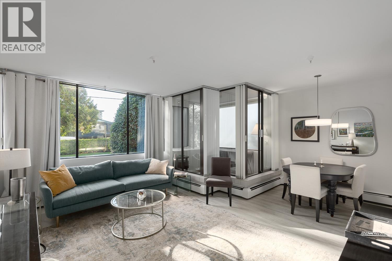 101 1737 Duchess Avenue, West Vancouver, British Columbia  V7V 1P8 - Photo 1 - R3162106