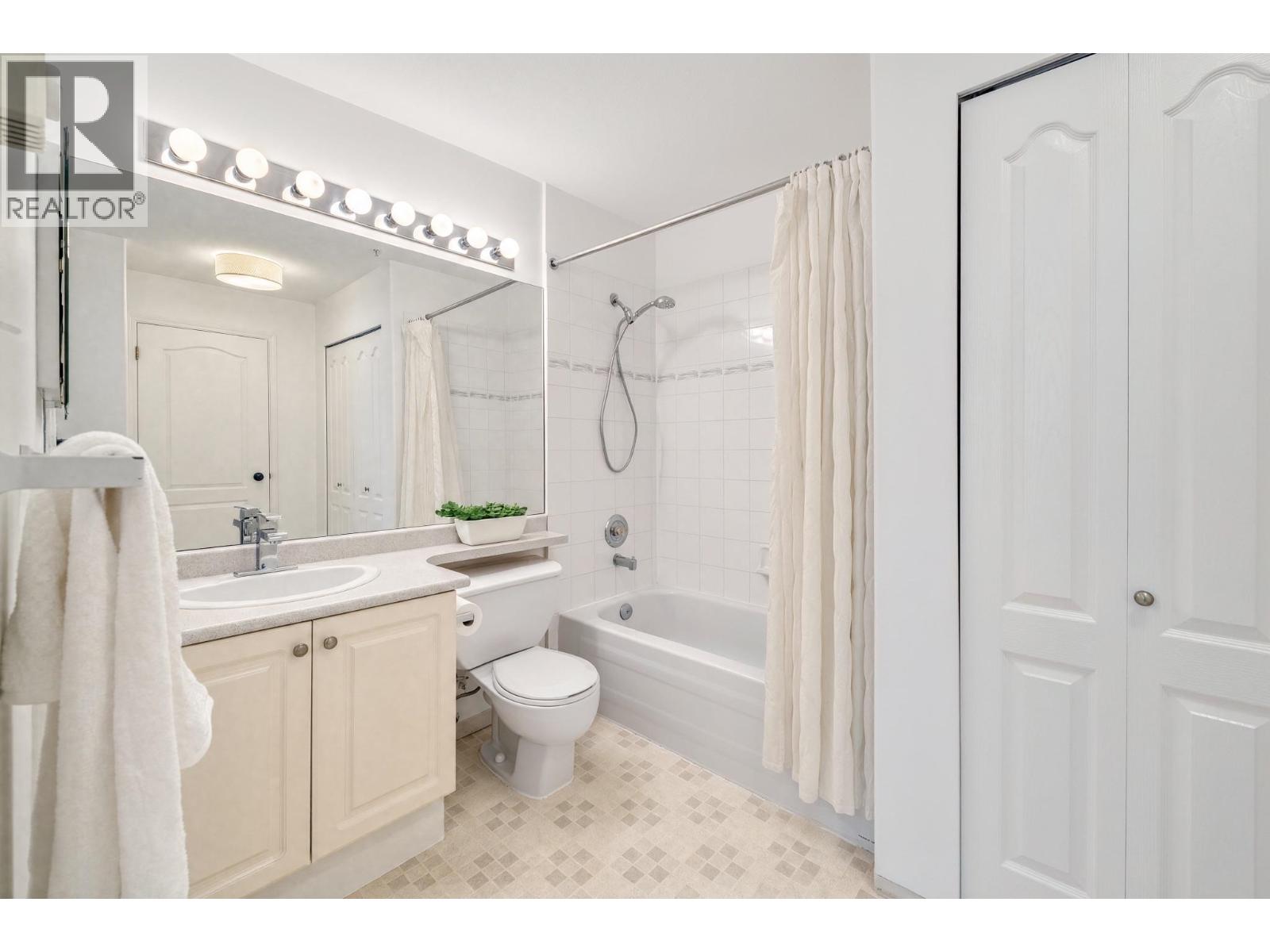 401 8880 Jones Road, Richmond, British Columbia  V6V 3Z1 - Photo 22 - R3162111