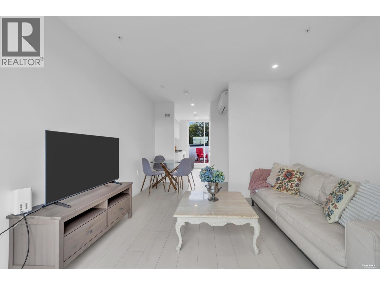 302 1120 E East Georgia Street, Vancouver, British Columbia  V6A 0K2 - Photo 8 - R3162114