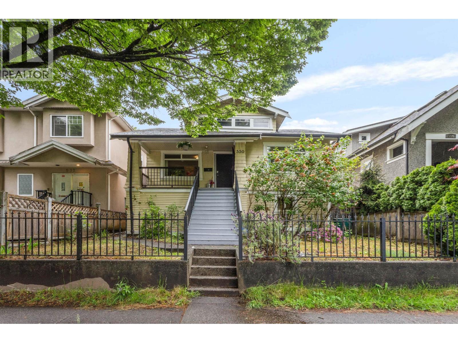 550 CASSIAR STREET, vancouver, British Columbia