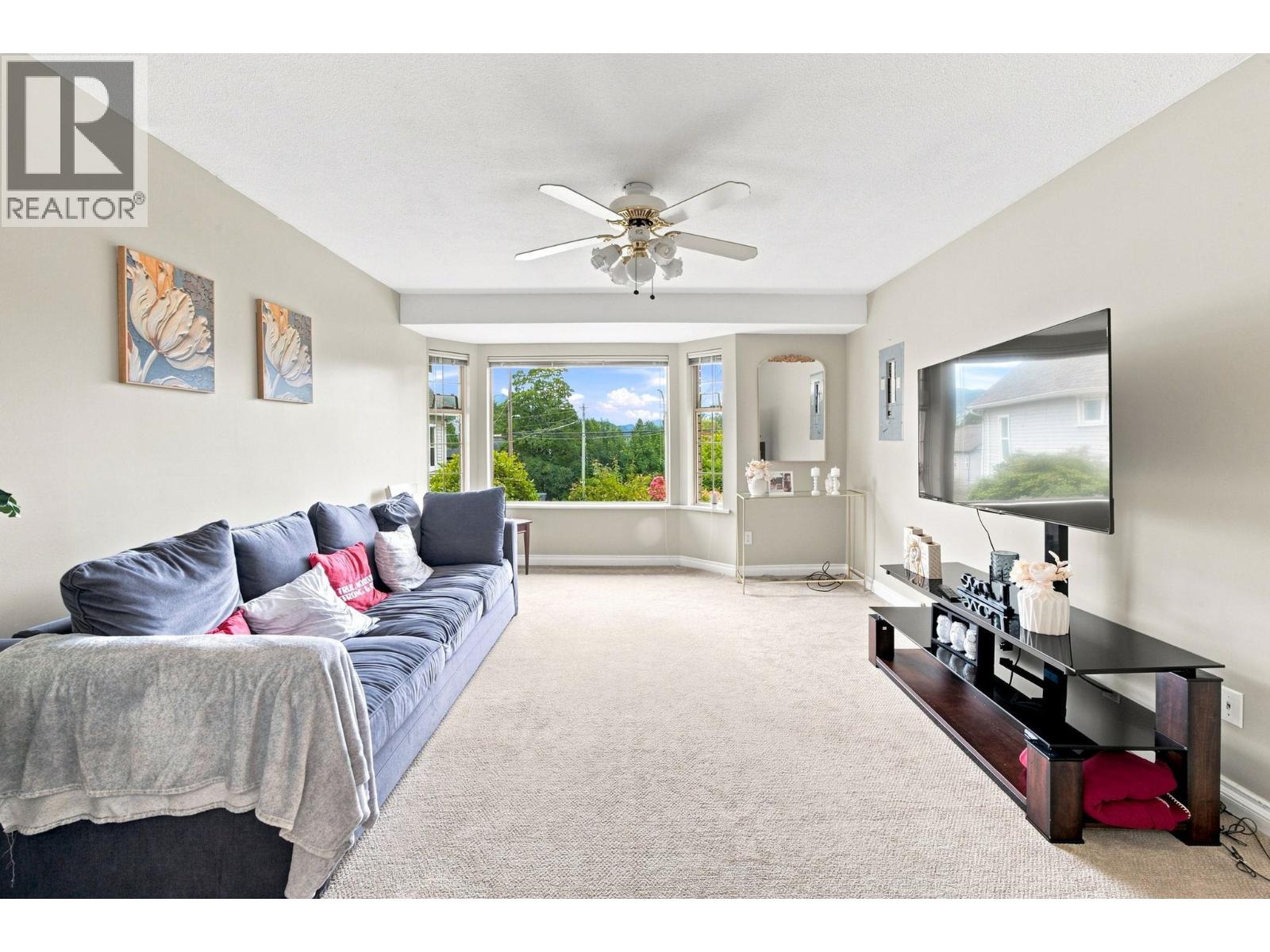 2152 Pitt River Road, Port Coquitlam, British Columbia  V3C 1R4 - Photo 17 - R3162130