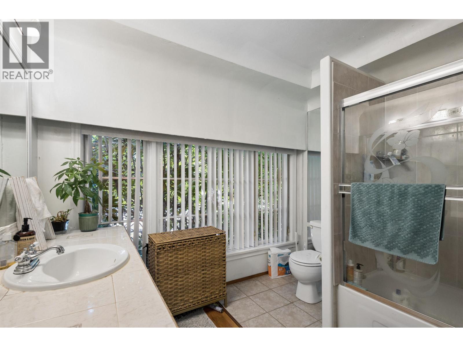 1441 W 49th Avenue, Vancouver, British Columbia  V6M 2R4 - Photo 32 - R3162135