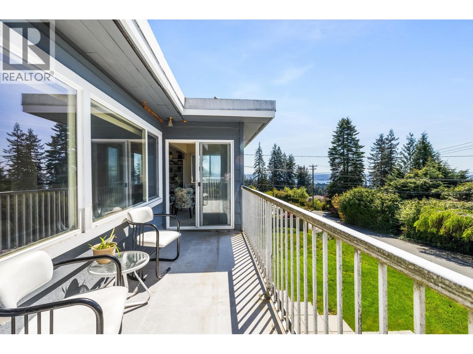 454 Monteray Avenue, North Vancouver, British Columbia  V7N 3G2 - Photo 21 - R3162139