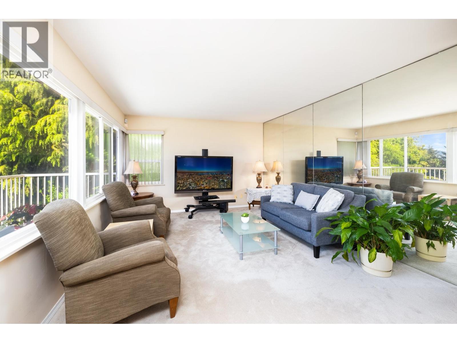 454 Monteray Avenue, North Vancouver, British Columbia  V7N 3G2 - Photo 4 - R3162139