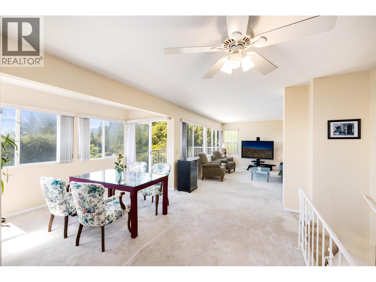 454 Monteray Avenue, North Vancouver, British Columbia  V7N 3G2 - Photo 5 - R3162139